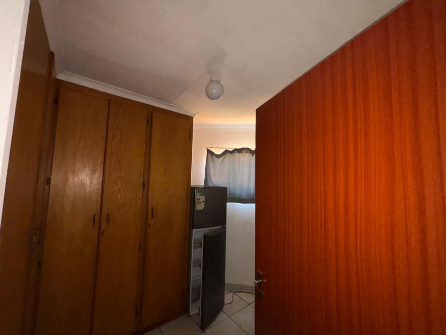 5 Bedroom Property for Sale in Willows Free State